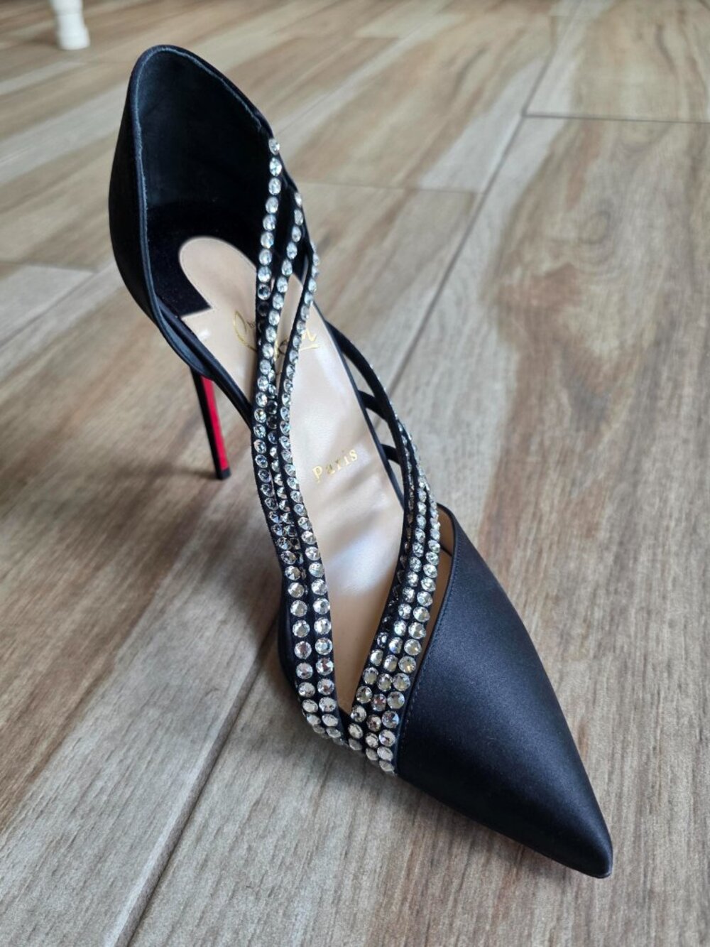 Christian Louboutin Antinorina Strass 100 Satin Embellished Crystal Eur 40